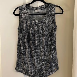Tahari top - size small
